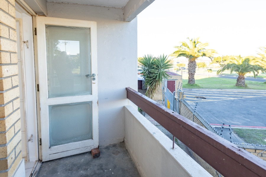 2 Bedroom Property for Sale in Churchill Estate Western Cape